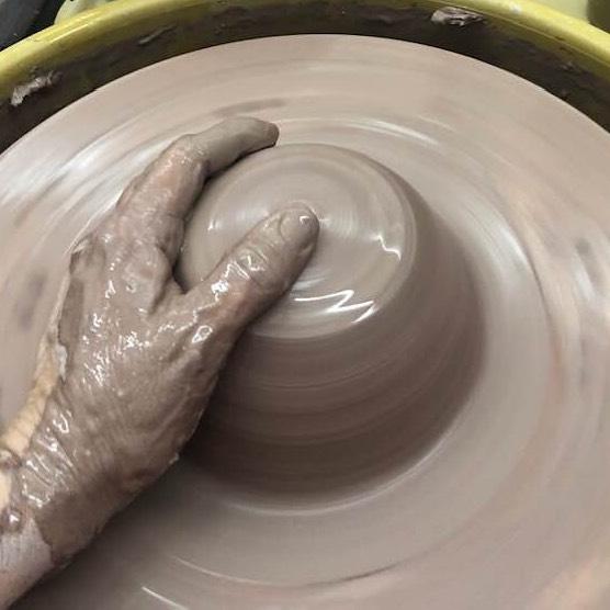 Single Pottery Class – Potter’s Wheel Gift Gallery