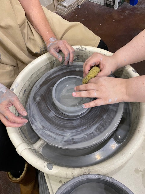 Friday Adult 4-Week Pottery Class Dec